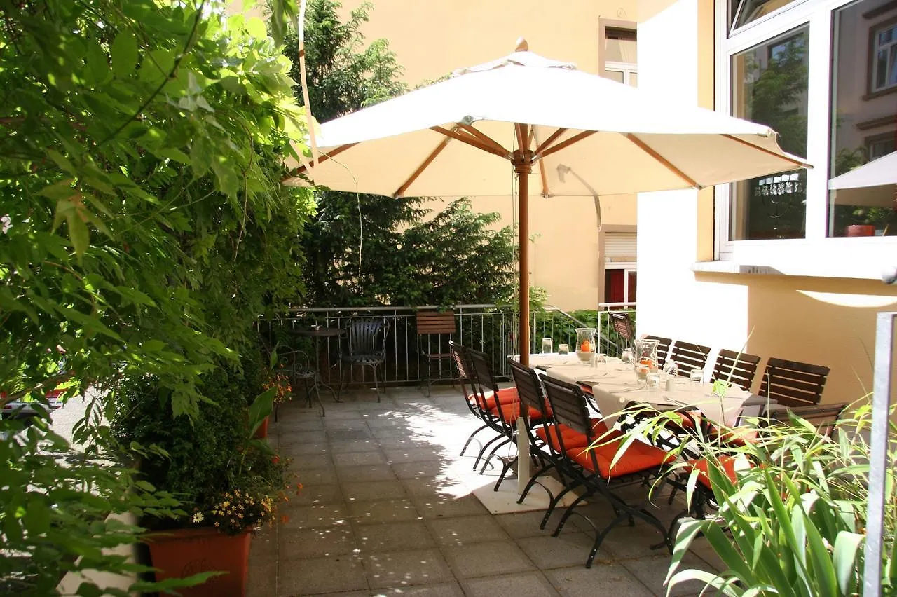 Bio-Hotel Villa Orange Frankfurt am Main 3*,
